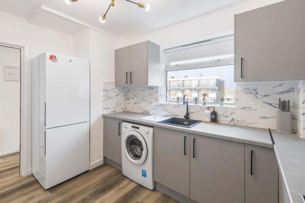 런던 Shard View 2Br Next Tower Bridge 아파트 외부 사진